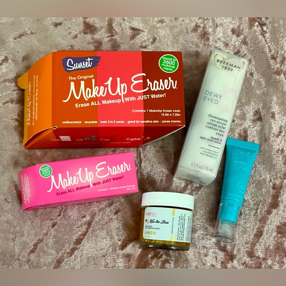 Makeup bundle